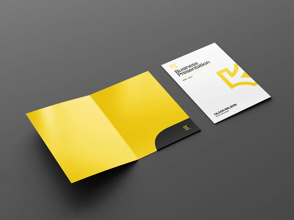 Presentation Folders - Chemises A4 avec fente porte-carte.