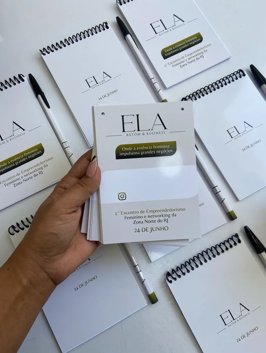 Carnets à spirale et stylos produits pour un événement - Kora Branding, Kigali