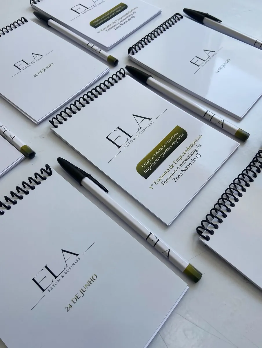 Carnets d'événement associés à des stylos personnalisés - Kora Branding, Kigali