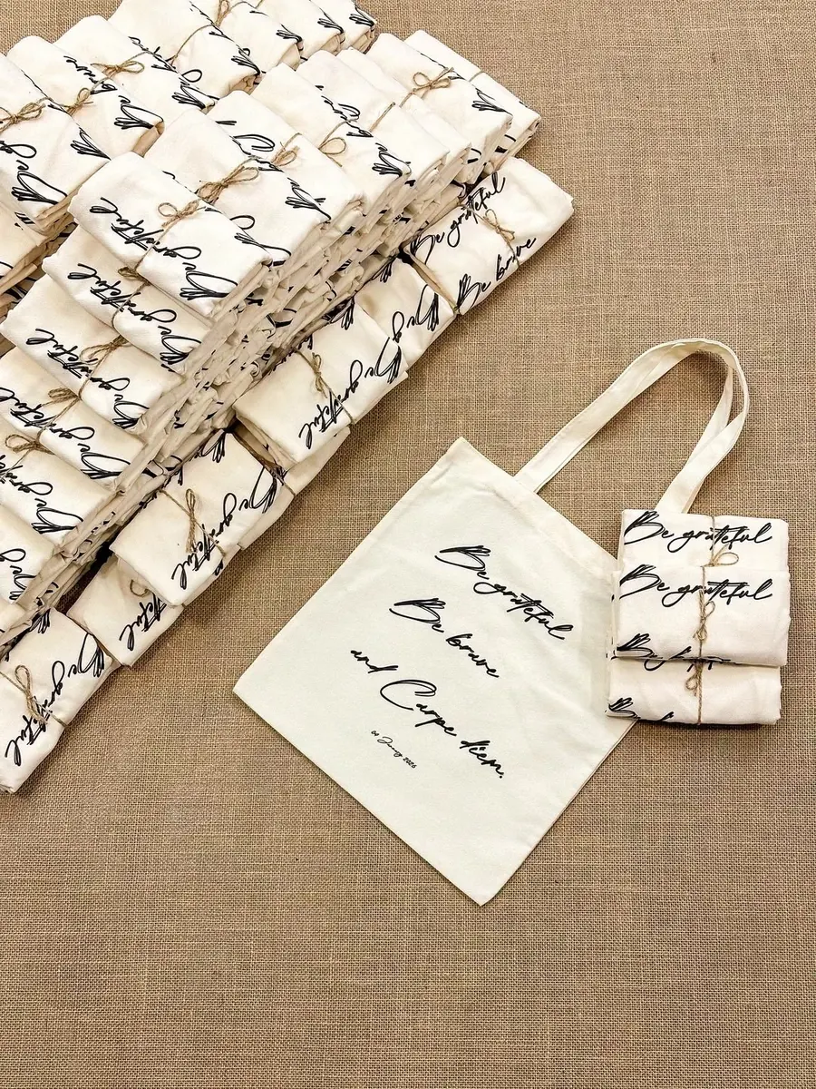 Tote bag en coton et tissu imprimé assorti - Kora Branding, Kigali